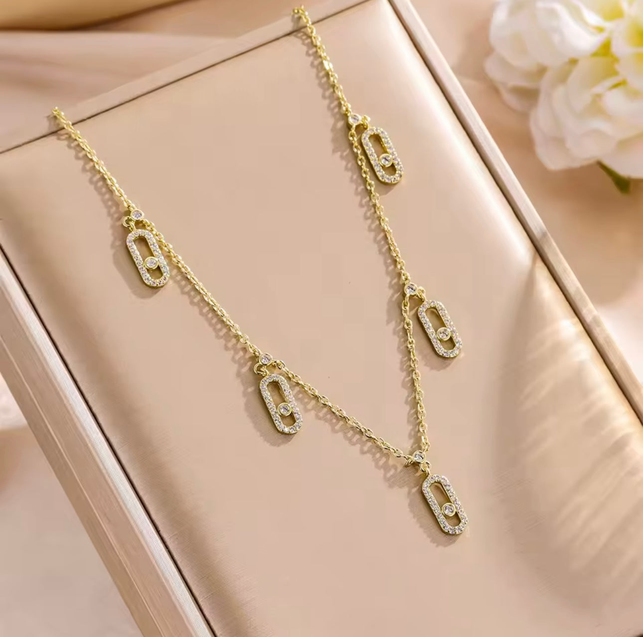 MILAN NECKLACE