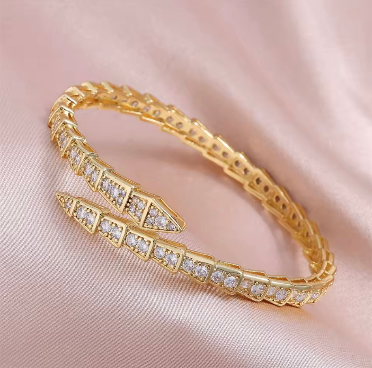 CYDNEY BANGLE