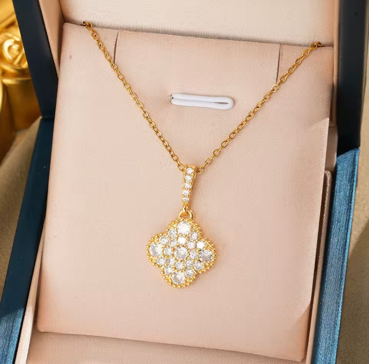 CIARA NECKLACE