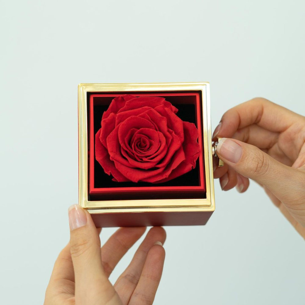 Rotating Forever Rose Box - W/ Engraved Necklace