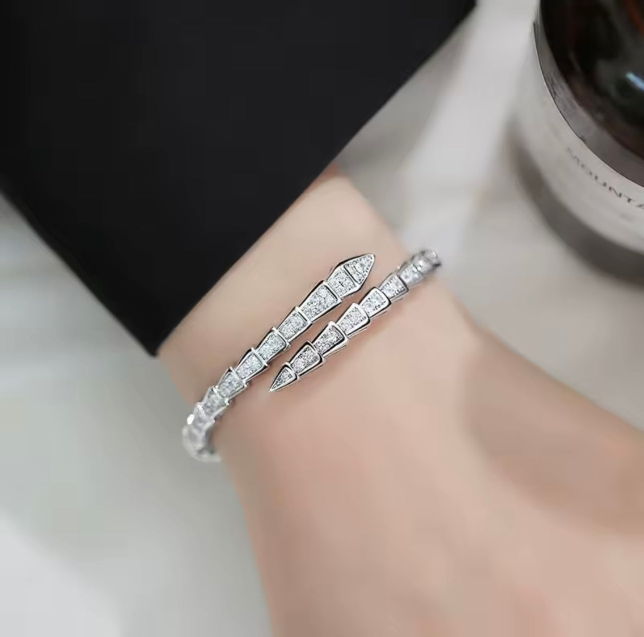 CYDNEY BANGLE