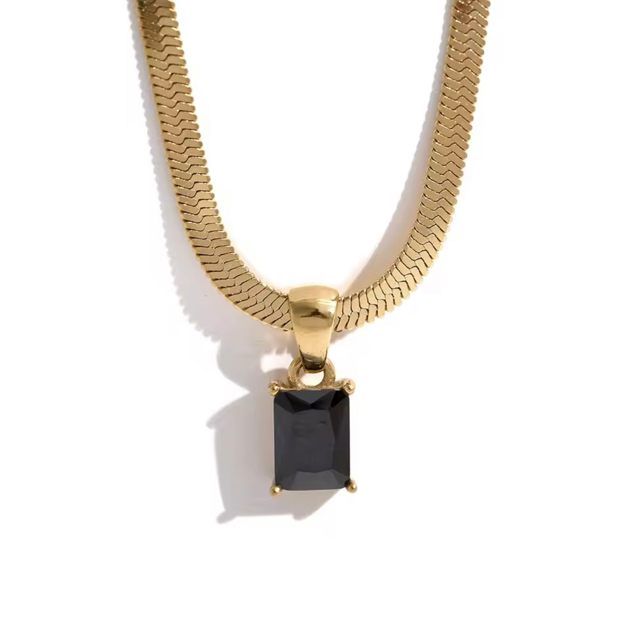 ESSENTIALS SNAKE CHAIN NECKLACE