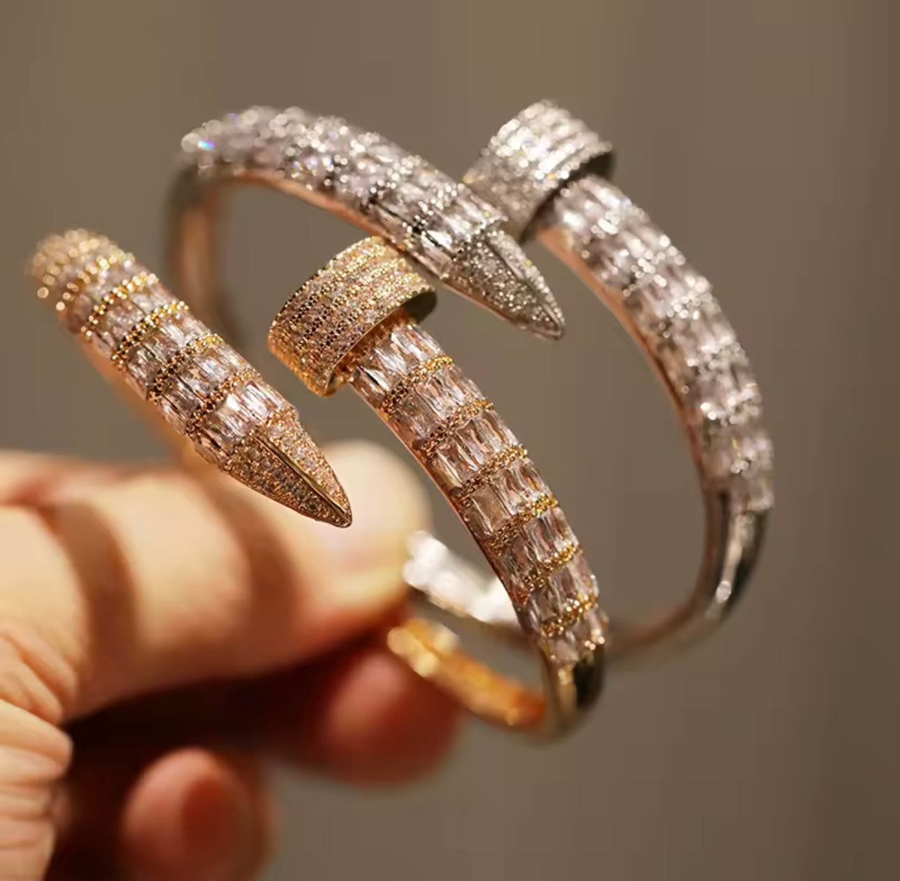 BEVERLY BANGLE