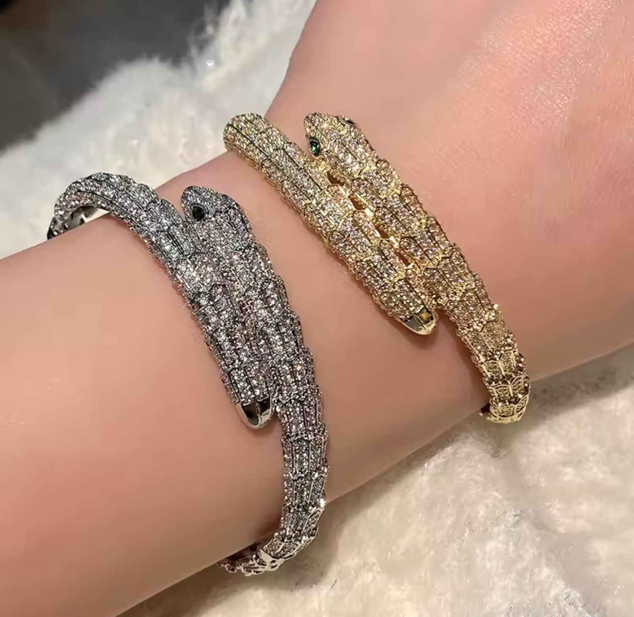 SYLORA BANGLE