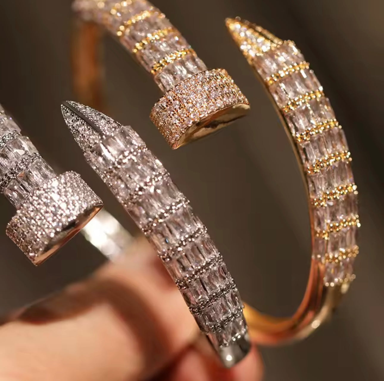 BEVERLY BANGLE